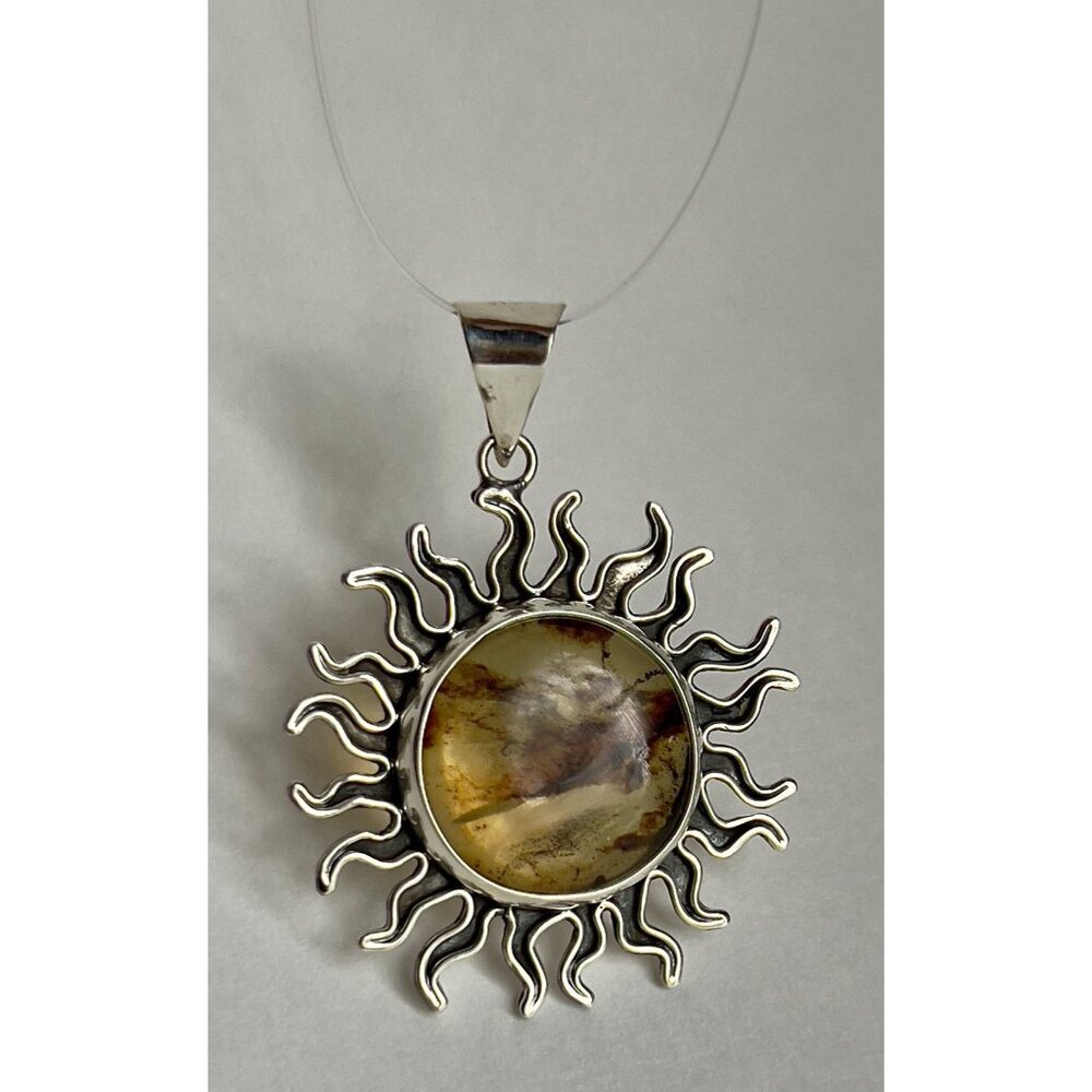 Sunburst Pendant – 925 Sterling Silver with Natural Amber - Picture 13 of 16